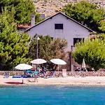 Mediteraneo Apartment *
